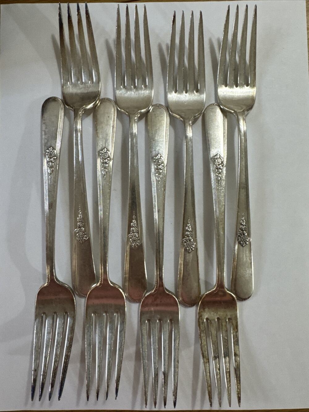 8 Dinner Forks - Holmes Edwards Youth International Silverplate Flatware 7 3/4”